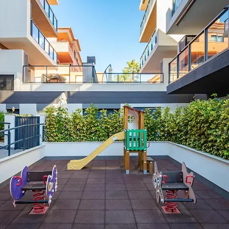 Apartment Casa Nimasa! Penthouse With Big Rooftop & Jacuzzi In