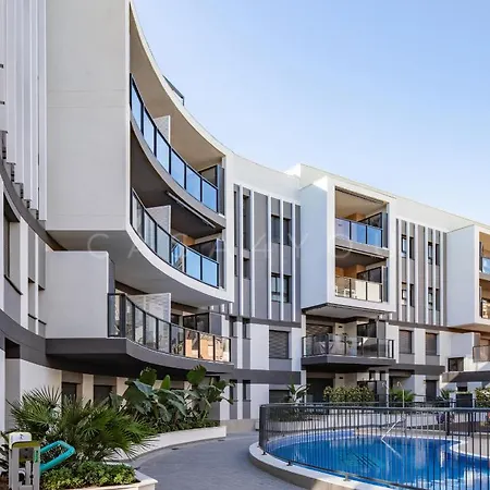 Apartment Casa Nimasa! Penthouse With Big Rooftop & Jacuzzi In